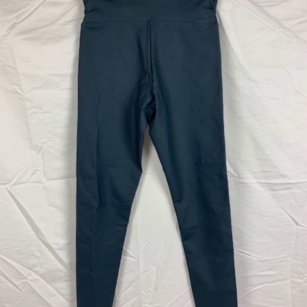 New blue leggings